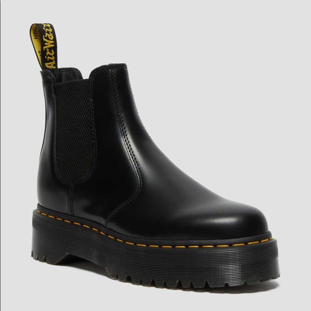 Doc Martens 2976 Polished Smooth Platform Chelsea Boots Black Leather Size EU 39